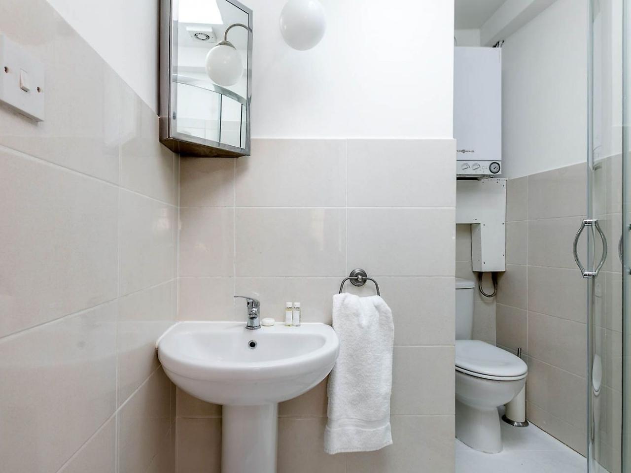 Lovely Maisonette - Goodge Street 55 Appartamento